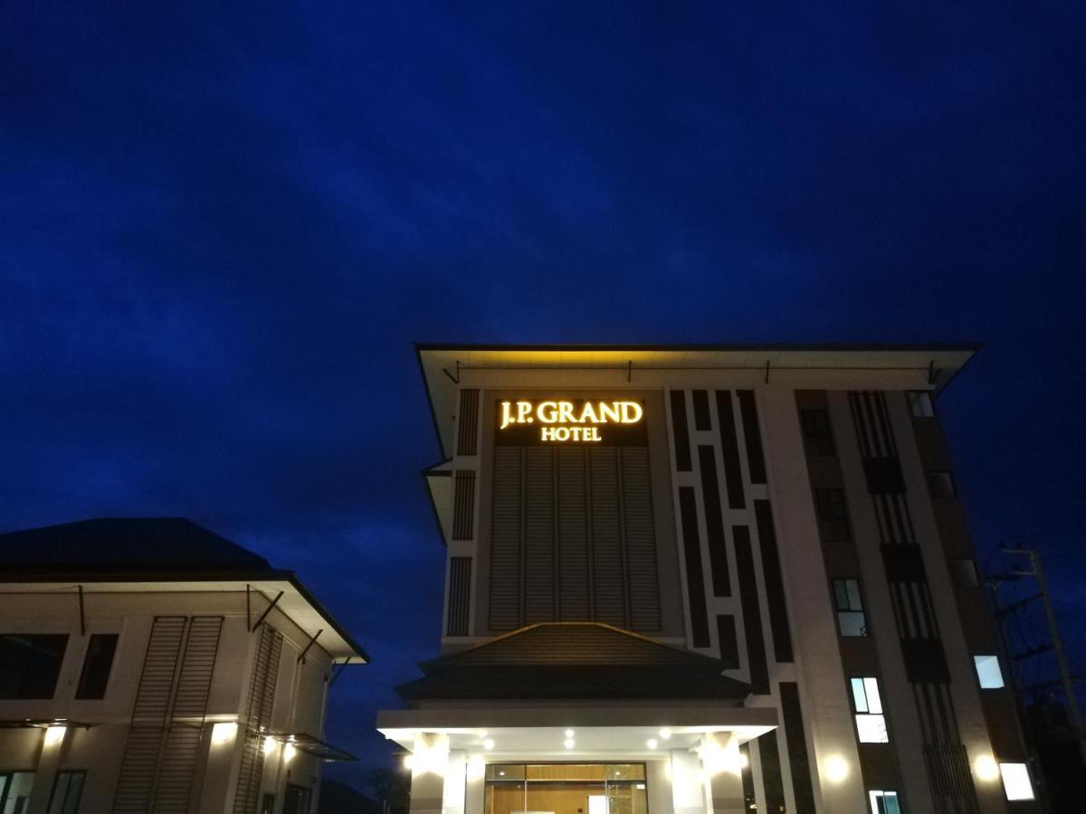 J.P.Grand Hotel Trat Exterior photo